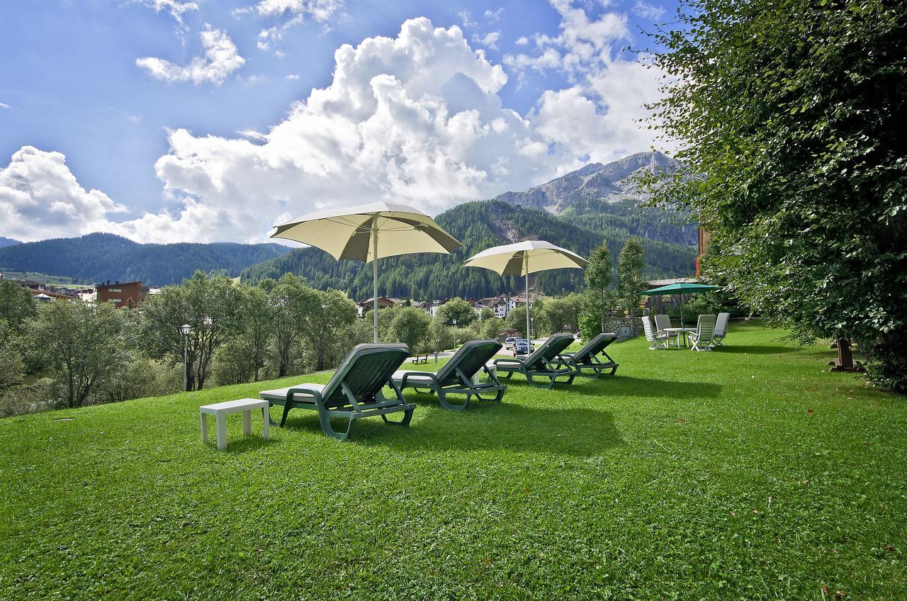 Mountain B&B - La Scalira Corvara Exteriör bild